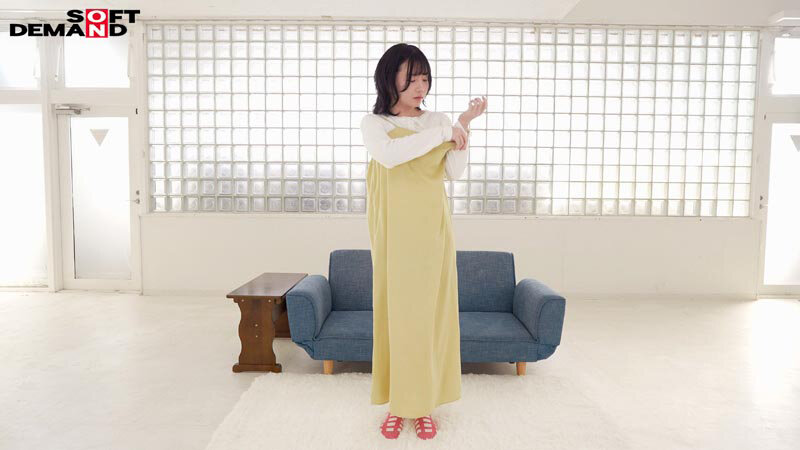 未だ恋も知らない処女 湯浅紬（20） クラスで唯一物怖じせずに話せる、化粧っ気のない二次元エロ好き女オタク。そんなあの娘が東京でAVデビュー - サンプル画像 - 13