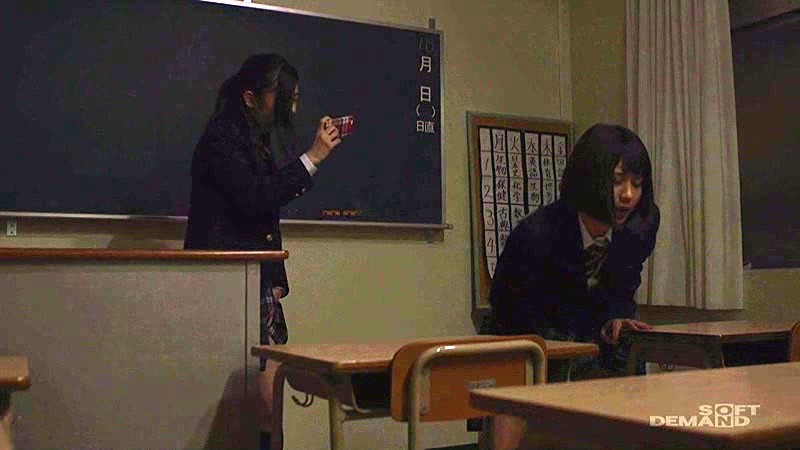 アノ娘の露出はアタシのモノ - サンプル画像 - 10