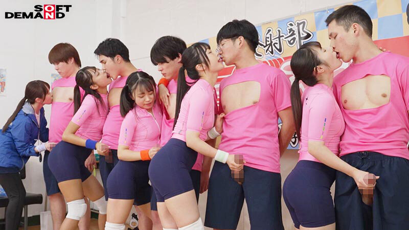 手コキに若き汗を捧げる女子●生たち。私立新中野学院「発射部」 - サンプル画像 - 16