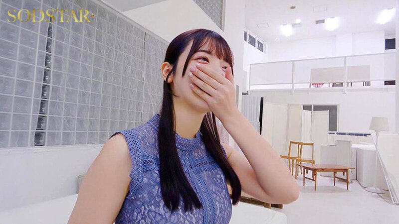 SODSTAR卒業ロケの一週間後 最後の挨拶のため来社、思い出のスタジオで感謝のラストセックス 彩月七緒 - サンプル画像 - 5