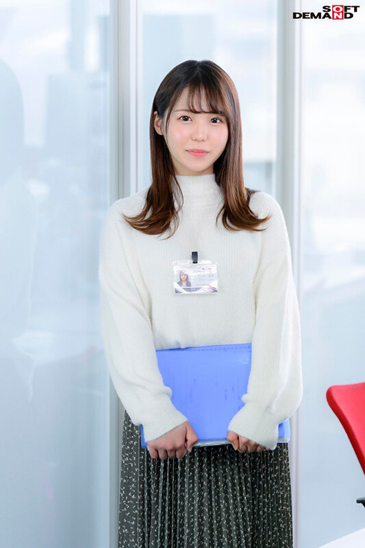 SOD女子社員 総務で働くハケンの佐々木さん26歳 「気持ち良さが忘れられなくて…」家族に内緒で自ら懇願！1本限定決意のAV再出演！ 仕事休みの日曜日、昼間からデカチン男優たちとず～っとSEX … 佐々木夏菜 - サンプル画像 - 2