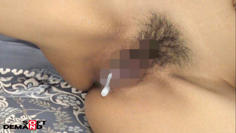 宮崎リンに地方出張命令！もし相部屋になった大嫌いな上司（営業部5年目/林/28歳）のチ○ポがドストライクだったら…？ - サンプル画像 - 19