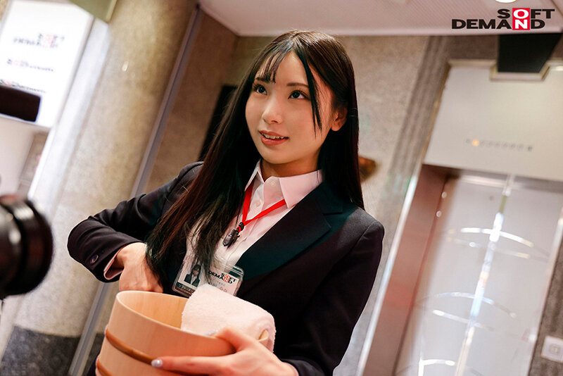 「あなたのお背中、お流しします」攻められ好きなエゴマゾユーザー様宅のお風呂場で混浴接待 ジーっと見つめて丁寧に寄り添うハダカの密着SEX実習！ホテルコンシェルジュだった経験を活かした高～いご奉仕精神でユーザー様のオチ●ポもカチンコチン！松川令奈（メディア… - サンプル画像 - 2