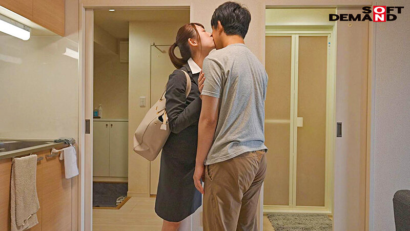 SOD女子社員中山琴葉 ユーザー様からのリクエストにお応えして痴女プレイに挑戦！自宅に突撃訪問されて困惑しながらも反応のいいM男を見て楽しくなって1泊2日責めまくる！ - サンプル画像 - 5