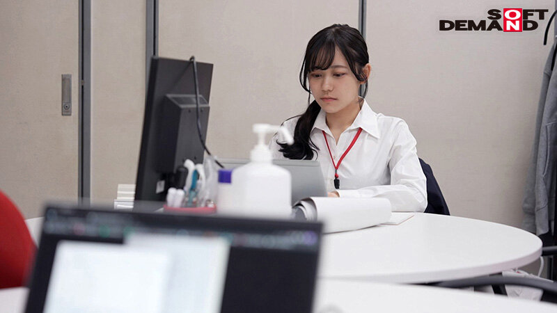 初中出し 会社終わりにホテルで朝までずっとマ●コに精子入れっぱなし… SOD女子社員入社2年目宣伝部 小野寺舞 - サンプル画像 - 2