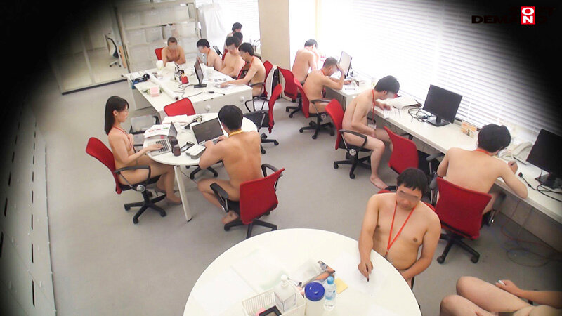 SOD女子社員「あれ、なんで服着てるの？」本日は社員総出で全裸業務の日 チ×コとマ×コ丸出しオフィスで5名の新米社員がHな特別業務に挑戦！ - サンプル画像 - 8