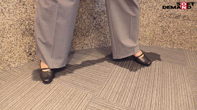 尻穴露出SEXや放尿実演でビルまるごとAVスタジオなSOD本社を紹介せよ SOD女子社員 本多そら - サンプル画像 - 4
