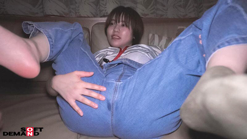 ボーイッシュで、ハニカミ屋のAD新田、メスイキ回。初めての3P、スロー愛撫、飲●セックス…。感度と集中力を高める為、社外へ連れ出しじっくり性感開発。 制作部中途2年目 新田好実 - サンプル画像 - 15