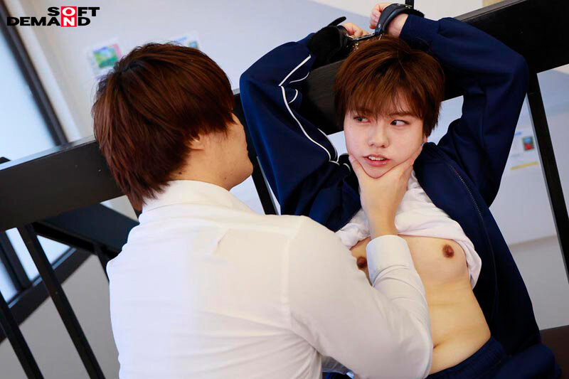 AV現場の女ADが女優さんの代役で男装イジメぶっかけ SOD女子社員 制作部 AD新田好実 - サンプル画像 - 8