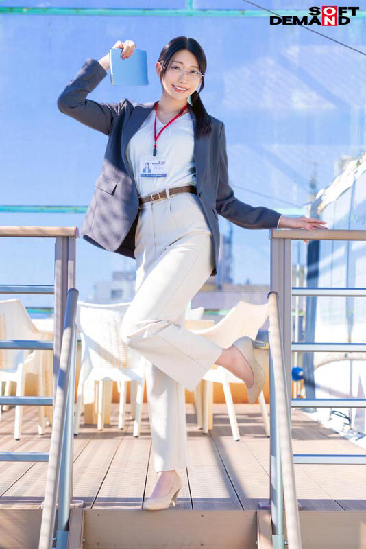 低身長の童貞くんを優しく筆おろしのはずが…実は絶倫プロ男優で止まらない激ピスに連続絶頂 秘書 守屋よしの - サンプル画像 - 3