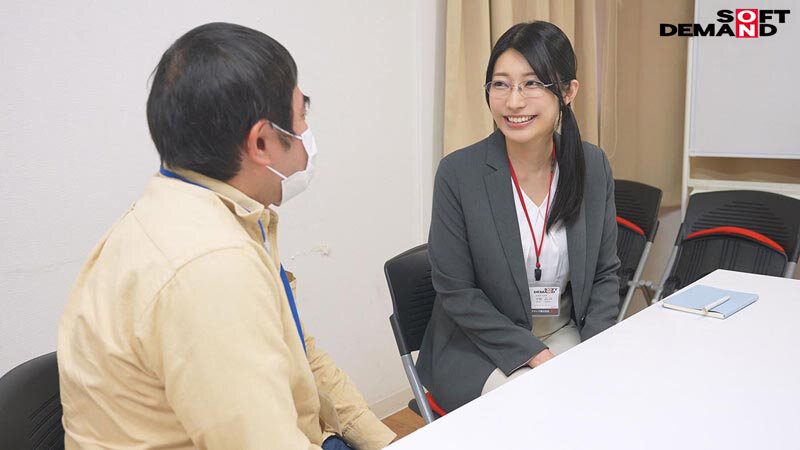 低身長の童貞くんを優しく筆おろしのはずが…実は絶倫プロ男優で止まらない激ピスに連続絶頂 秘書 守屋よしの - サンプル画像 - 5