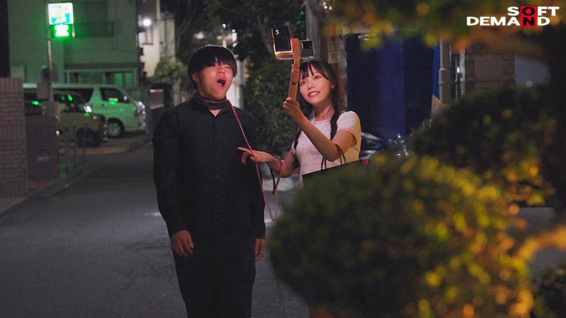 【ご報告】ただのOLで大変恐縮ですが、清楚系ビッチへ転身いたしました！育ちが良いOLがドM男性をイジメてマ×コを濡らした記録。宣伝部 松永あかり - サンプル画像 - 13