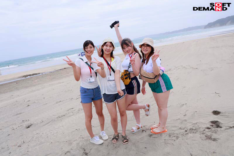 《彼氏のチ○ポ当ててください！！inマジックミラー号》をSOD女子社員 夏AD4名がセクハラに耐えながら健気にリハーサル - サンプル画像 - 4