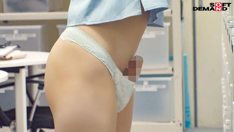 システム部に入った諏訪さんは社会人経験10年以上の頼れる聡明姉御肌 しかもち○ぽ（18cm）が生えている LGBTQ＋SOD女子社員が入社初日からAV出演業務 システム部 中途1年目 諏訪珠生 - サンプル画像 - 7