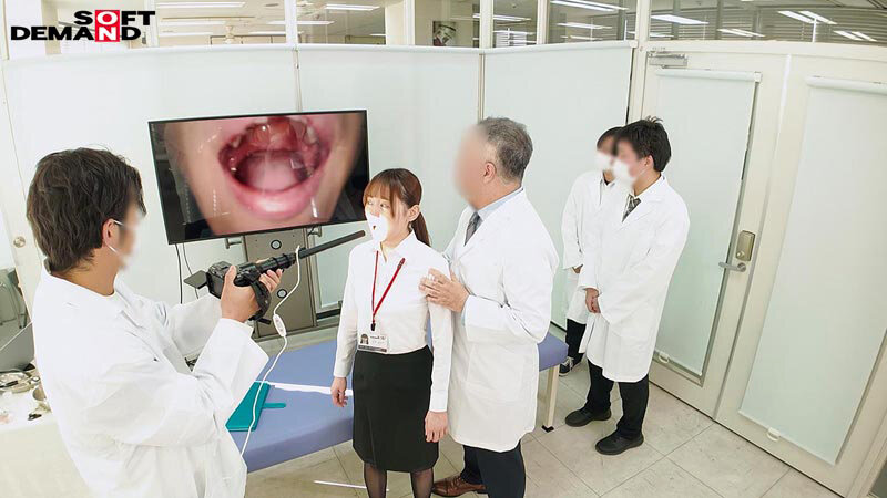 平日のオフィスで大公開ドクハラ健康診断 人事部 与田ひかげ - サンプル画像 - 7