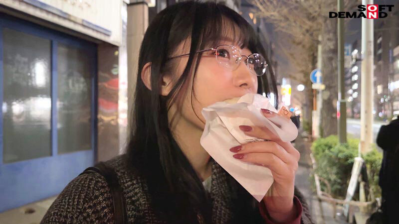 業務終わり、上司の送別会で宅飲み乱交、早漏イキする秘書 守屋よしの - サンプル画像 - 2