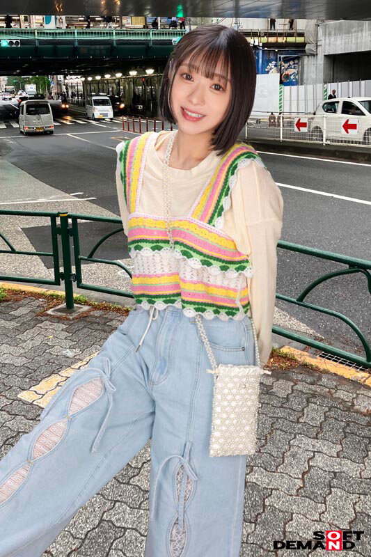 逆転マジックミラー号パート11 お洒落女子に「写真を撮らせてもらえませんか？」と声をかけ承認欲求を満たしたい素人娘をマジックミラー号に連れ込んでマジックミラーを逆転させてデッサン会場で生SEXを大公開するハメに！ - サンプル画像 - 19