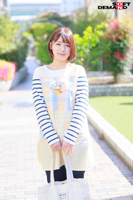 マジックミラー号 母性溢れる保育士さん限定！「おっぱい吸わせてマザコン男子のママ離れをサポートしませんか」乳離れのできない童貞くんを赤面筆おろしのはずが…実は絶倫AV男優で激ピストンで無許可中出し！！ - サンプル画像 - 2