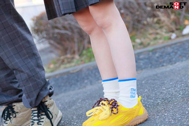 マジックミラー号 10代の学生男女が身体と相性で挑戦！ アオハル2人3脚！ ちょっとオトナのピクトグラムチャレンジ！ 全て成功したら、最新スマホをプレゼント！ 近くなりすぎた距離感が若い性欲を弾けさせる！？ ヤッてはいけない友達同士が禁断SEX！？ - サンプル画像 - 18