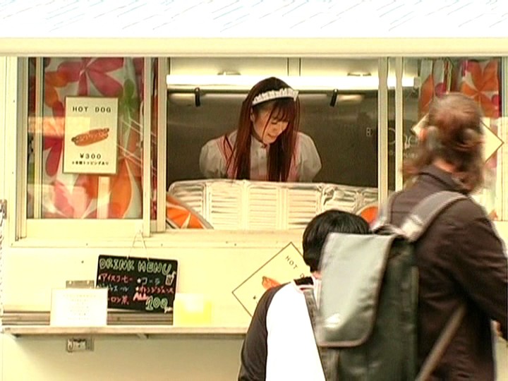 アクメ屋台がイクッ！！お客さんにバレ無い様にイキまくり！潮吹きまくり！ 紗奈ちゃん 糸矢めいちゃん - サンプル画像 - 3