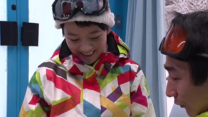 向井藍 マジックミラー号 ナンパ待ち 真正中出し編 in ゲレンデ - サンプル画像 - 8