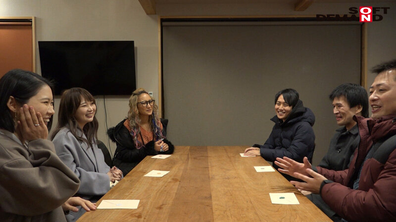 彼氏彼女がいてもAVに出ている性欲の強い男女が18時間一緒に過ごしたらどうなるのか？【セックス観察ドキュメンタリー】 - サンプル画像 - 3