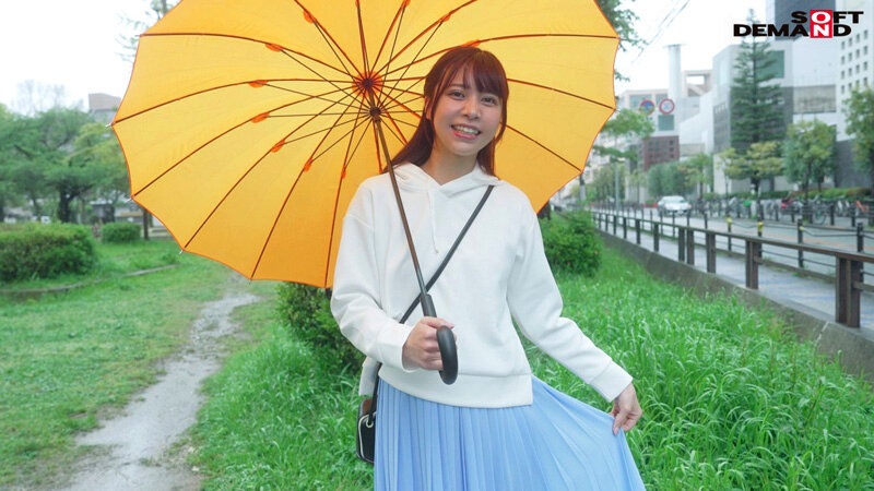 病院でおチンチンを見ると騎乗位で元気にさせたくなっちゃう関西弁のナースママ 西野芹那 27歳 地元大阪でAV DEBUT - サンプル画像 - 8