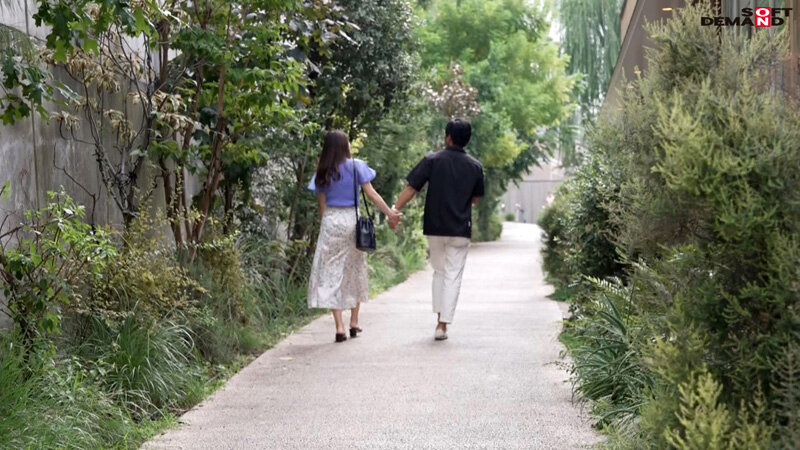 極上のプロポーションと性への好奇心を持て余す高身長170cm美人妻 小谷舞花 29歳 第2章 旦那以外の男性とする久しぶりのデートで独身時代を思い出し高鳴る胸 2人きりの空間でする濃密不倫 ハメ撮りで敏感なカラダは絶頂を繰り返す - サンプル画像 - 4
