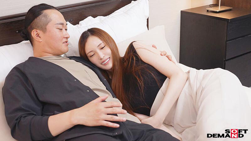 不倫する度に惹かれてゆく、知的でミステリアスな「極」美麗妻 加藤あゆ香 31歳 第2章 欲求不満な人妻の性欲が溢れ出す 5人の間男達が美人妻を激ピストン 自宅不倫で声我慢イキ - サンプル画像 - 5