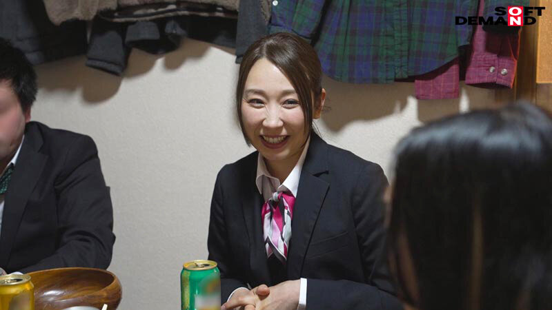 SNS総フォロワー9万人 人妻女性タクシードライバー 春木蘭子 45歳 AVDEBUT「丁寧な接客を心掛けていますが乱暴な不倫SEXが大好きです」 - サンプル画像 - 10
