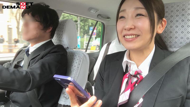 SNS総フォロワー9万人 人妻女性タクシードライバー 春木蘭子 45歳 AVDEBUT「丁寧な接客を心掛けていますが乱暴な不倫SEXが大好きです」 - サンプル画像 - 4