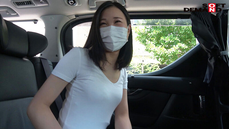 歌いたいし精子は飲みたいです 真剣に恋愛ソング歌うニコニコ笑顔のザーメンごく飲み女子。東京都 ■■駅南口 人材派遣会社OL兼シンガーソングライターごっくん大好き夏花さん（仮名・20歳）仕事のすきま時間に1週間密着AVデビュー - サンプル画像 - 13