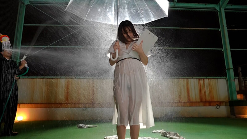 新中野お天気キャスター専門学校に通うお天気キャスターを目指す現役女子大生の「絶頂しても平然とする」授業風景に密着取材 愛宝すず - サンプル画像 - 15