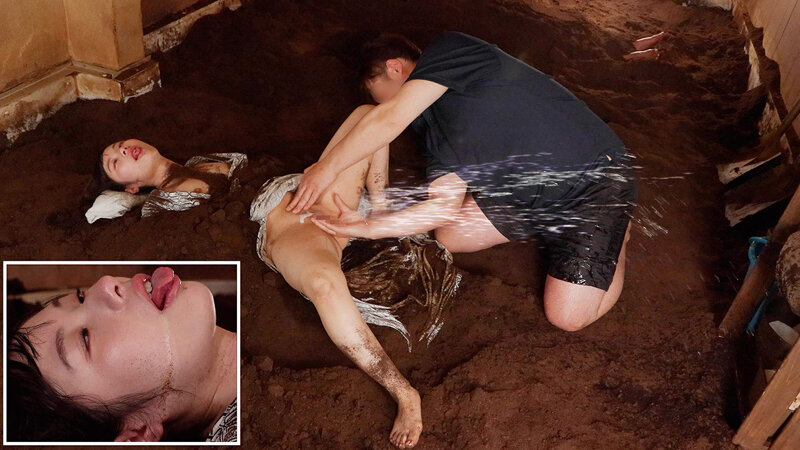 美人CA（既婚者）限定 砂風呂に埋まって身動きできない〇淫NTR拘束マッサージ 横が見えない状態で、隣に夫が居るのにイッてもイッても止めずに絶頂させ続けた女の「サイレント絶叫」 - サンプル画像 - 15