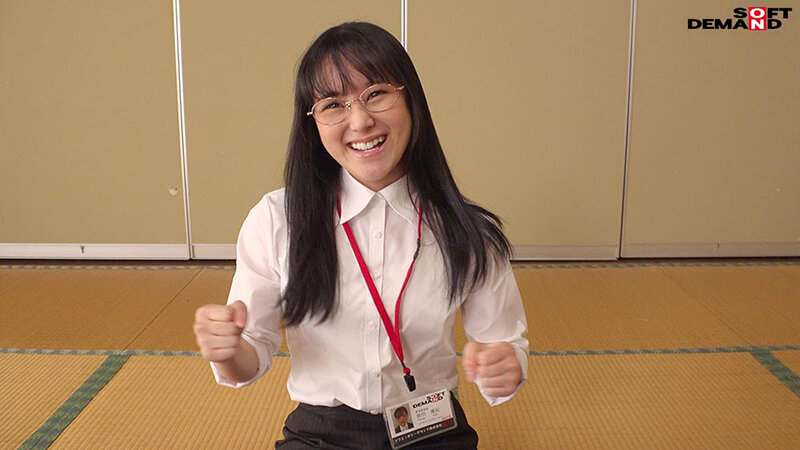 抗えないその先に… ハダカになるより恥ずかしい！脱ぎキャンBOX野球拳 飲食事業部 新卒1年目 徳田優妃 - サンプル画像 - 2