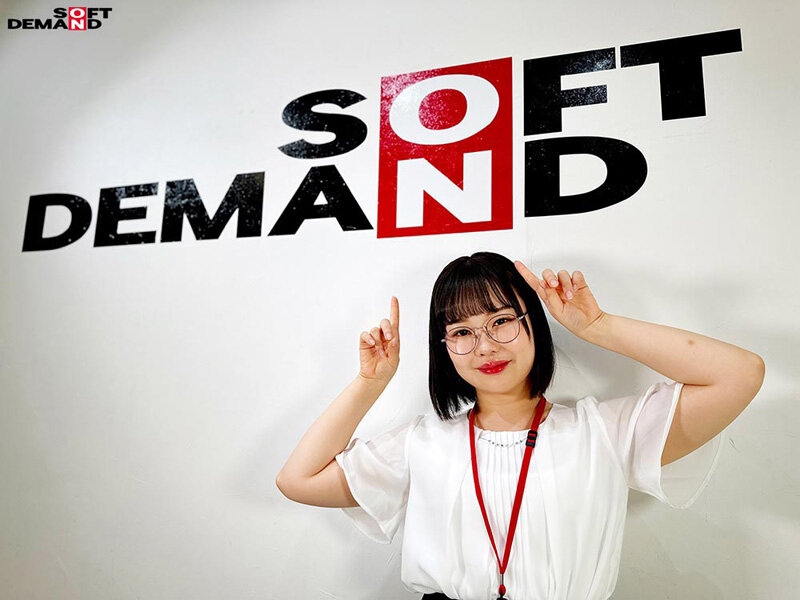 うどん好きプロモーション部 新卒1年目 米本亜希 つぶらなおっぱいコピー ハダカになるより恥ずかしい！脱ぎキャンBOX野球拳 - サンプル画像 - 3