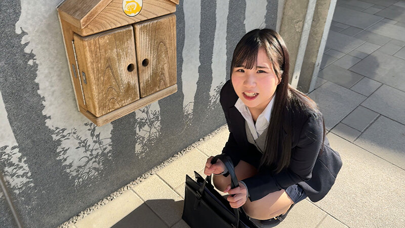 シコタホールディングス 株式会社ニョータ トイレを借りてきた部下を自宅に招き入れ放尿させちゃいました（2） - サンプル画像 - 1