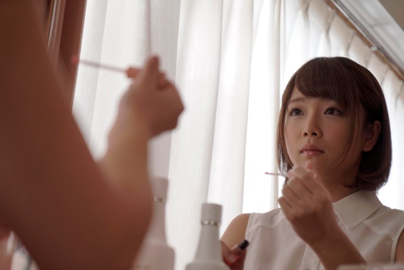 紗倉まな おしどり夫婦がこじんまり営む小料理屋NTR 常連客の一人と恋仲になってしまった女将 - サンプル画像 - 1