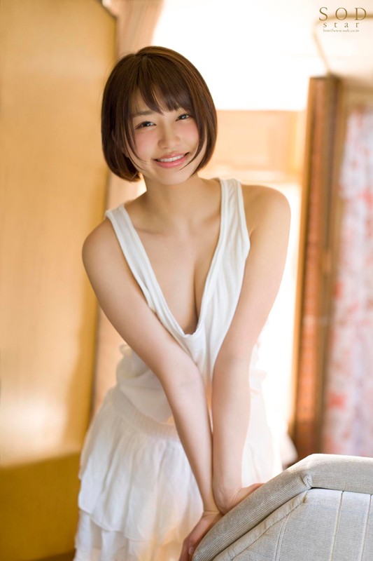 SODstar 唯井まひろ 18歳 AV DEBUT - サンプル画像 - 8