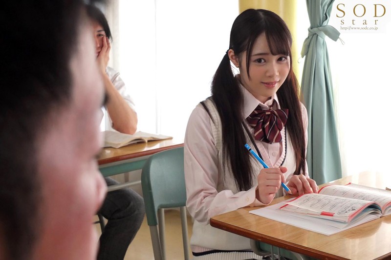 誰にもバレないように校内でこっそりハメられちゃう押しに弱い制服美少女 白川ゆず - サンプル画像 - 8