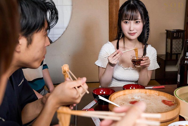 夏休み久々に遊びに来た従妹は従兄弟全員を誘惑して凄テクでヌキまくり！合計10発！！ 朝田ひまり - サンプル画像 - 4