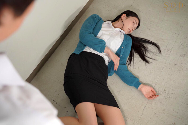 新任の鈴先生に一瞬で心を奪われた僕は、＃女教師奴●化計画をこうして実行に移しました。 本庄鈴 - サンプル画像 - 5