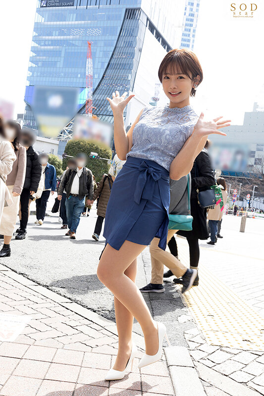 底辺Y○uTuberが渋谷で大暴走！？紗倉まなに転生できました！ - サンプル画像 - 2