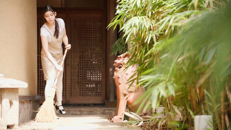 民泊を営む美人妻が宿泊客に欲求不満を挑発されて NTR セックス。やみつきになって旦那に隠れてヤりまくった3泊4日 神木麗 - サンプル画像 - 3