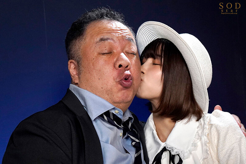完璧なアイドルのオフパコ枕営業流出！太客相手専用の従順ペットになりSEXしまくる嘘つきな君！唯井まひろ - サンプル画像 - 19