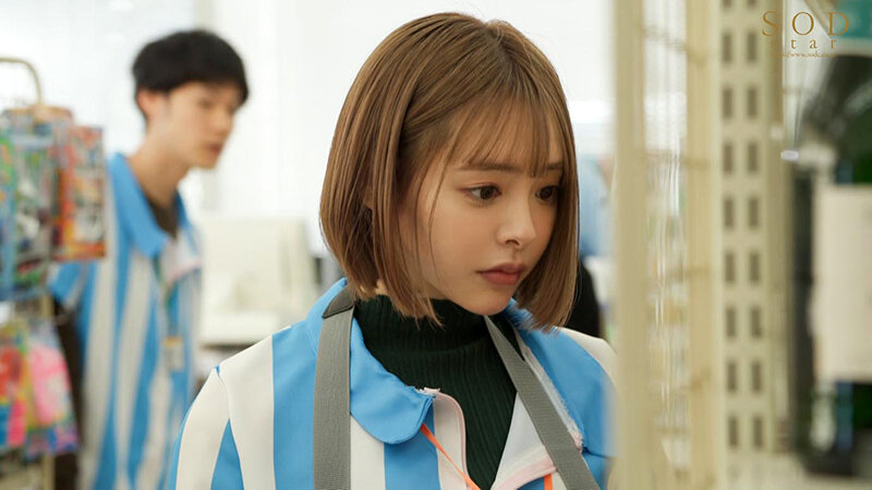 体の相性が最高なコンビニパート主婦Oさんとは休憩2時間のショートタイム密会でも最低3回は射精(だ)せる 小倉由菜 - サンプル画像 - 14