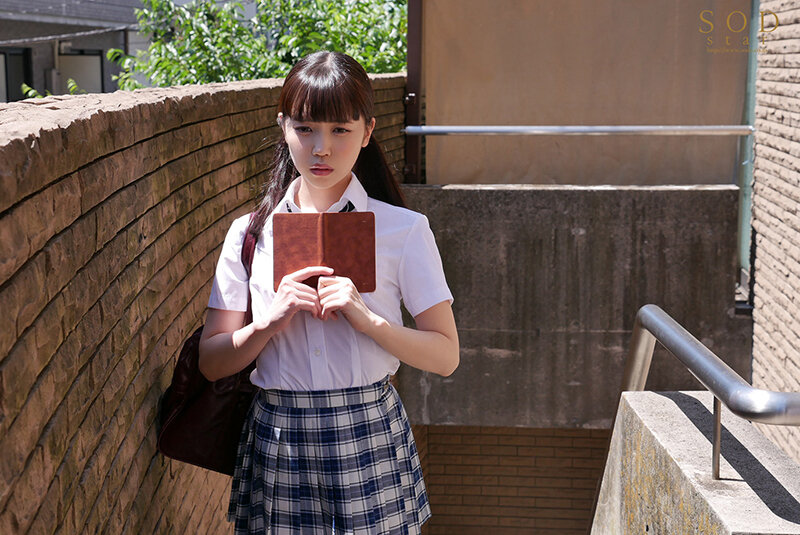 「私の乳首って変じゃないですかね？」敏感乳首に悩む制服美少女が整体で乳首イキまくり性感開発されちゃいました…。工藤ゆら - サンプル画像 - 2
