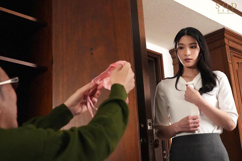 夫の葬儀翌日からクズ義父に狂いそうなほど、無理矢理孕ませ中出しされる未亡人 本庄鈴 - サンプル画像 - 11