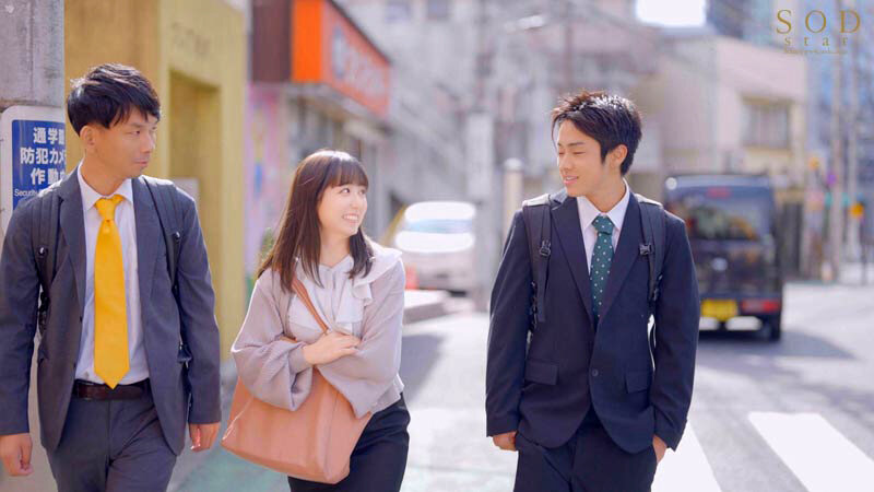 仲の良い会社の同期2人（男）と飲んだら、エロい雰囲気になって宅飲み3P。その後も関係が続いて…オフィス、自宅で、ハメまくった美人OL 矢埜愛茉 - サンプル画像 - 20