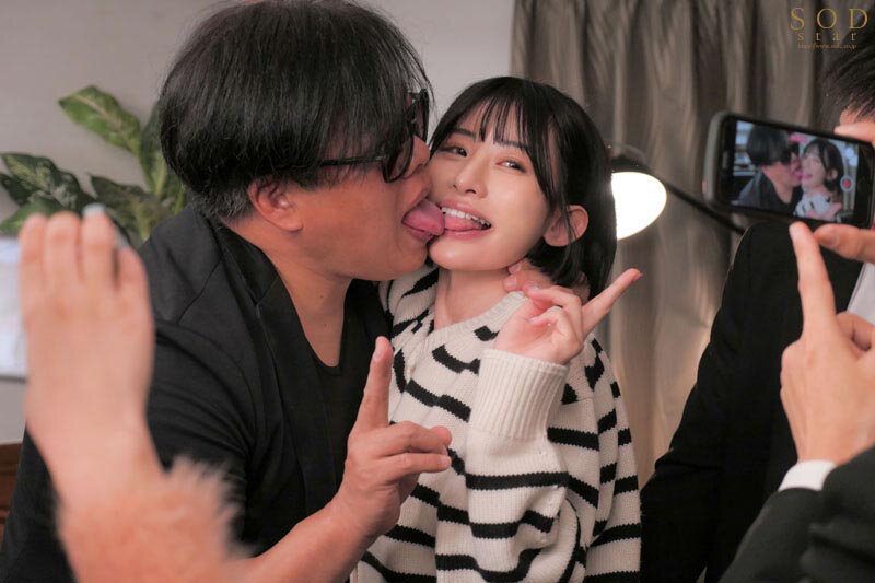 ド田舎から上京した無垢な姉は、妹に売られて中年種付けハメ撮り売春の沼で快楽に醒めていく。 宮島めい - サンプル画像 - 15